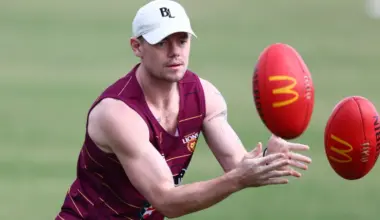 Lachie Neale to West Coast? AFL premiership player urges Eagles to make play image