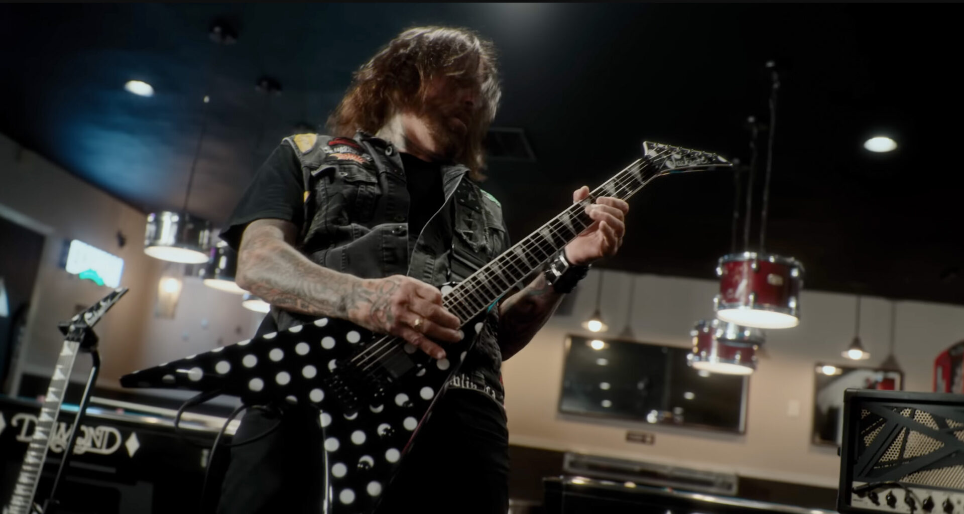 Jackson Pro Series Limited Edition Phil Demmel KV King V: the V-style electric is finished in black-and-white polka dots, and looks good in all settings, against a white background or barroom scene alike.