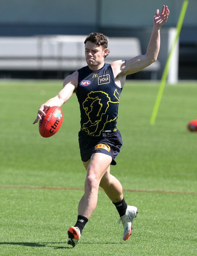 IPSWICH, AUSTRALIA - SEPTEMBER 23: Lachie Neale kicks the ball during a Brisbane Lions AFL training session at Brighton Homes Arena on September 23, 2025 in Ipswich, Australia. (Photo by Bradley Kanaris/Getty Images)