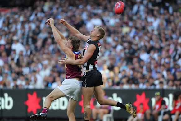 Billy Frampton played a critical role in the 2023 flag as a defensive forward on Harris Andrews.