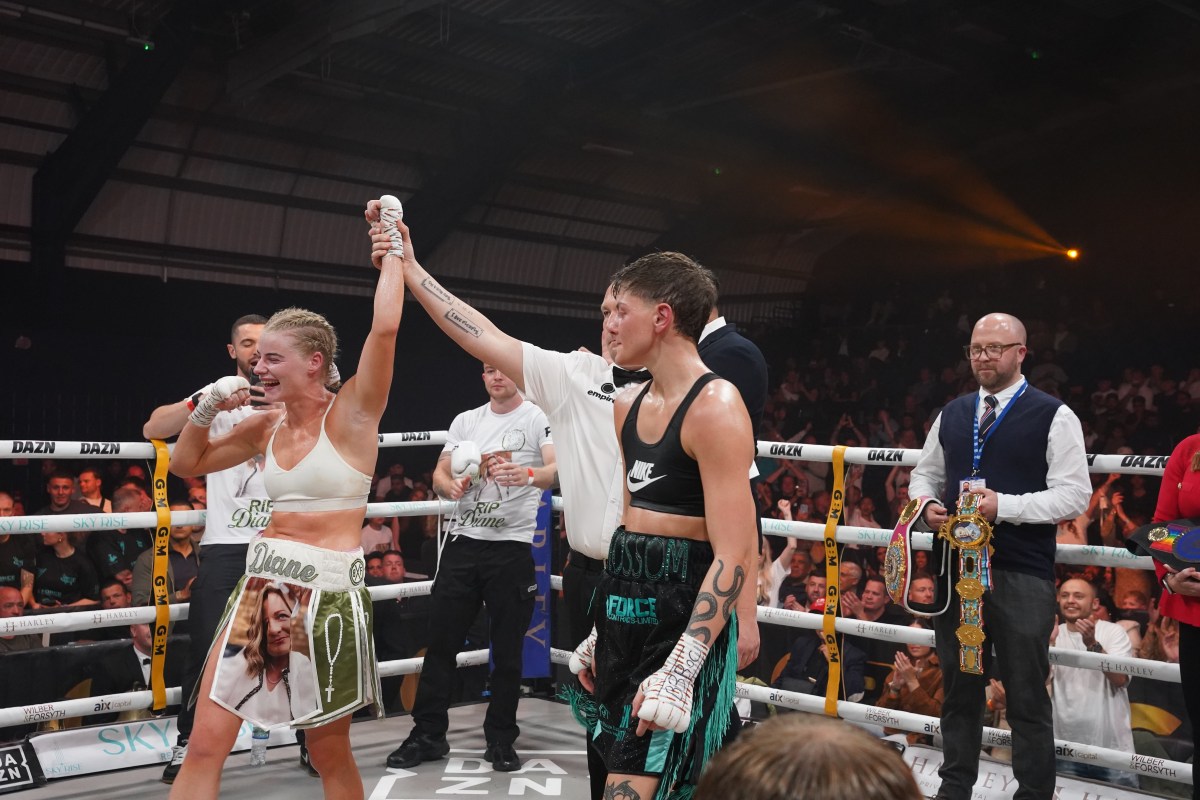 World-Class: Tysie Gallagher Outpoints Ellie Hellewell In Sheffield – FightPost: Boxing & MMA News