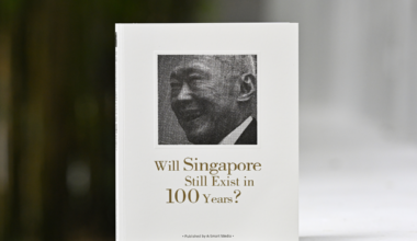 Titled ‘Will Singapore still exist in 100 years?’, the book is based on a Chinese version published in 2023 to commemorate the 100th birth anniversary of Singapore’s first Prime Minister.