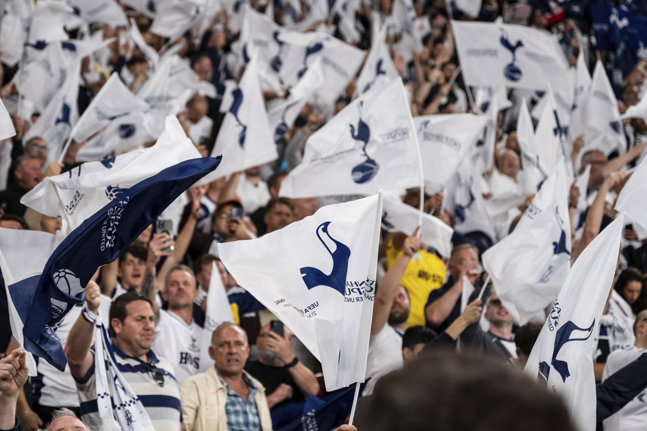 Tottenham Flags Fans