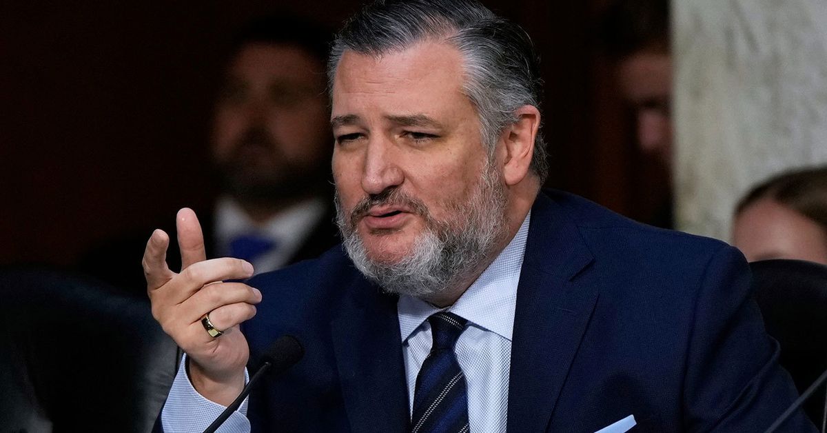 Taking Jimmy Kimmel off air 'unbelievably dangerous', says Trump-aligned senator