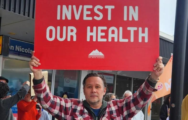 'It's just dire': Striking psychiatrist will still work a 56-hour week