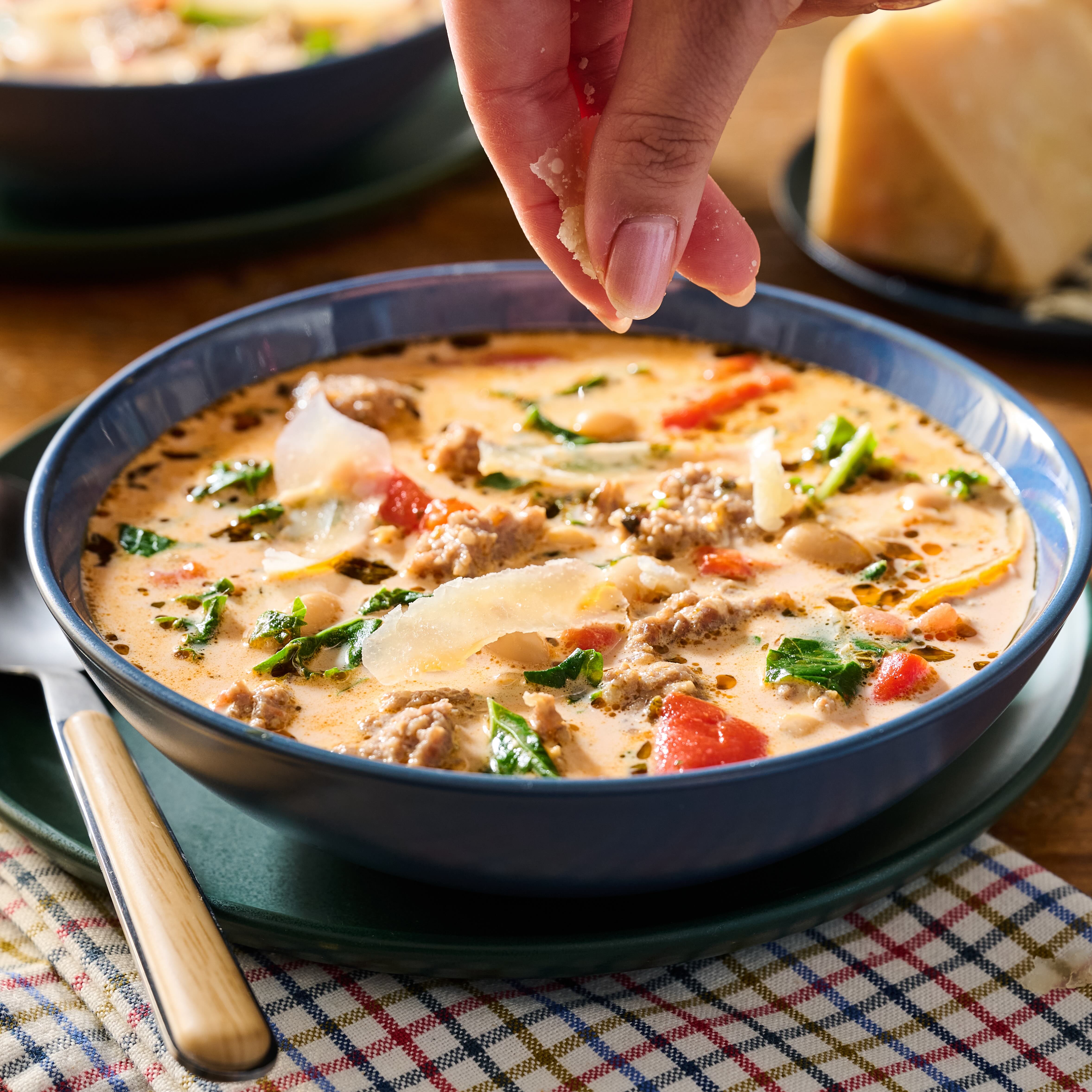 the pioneer woman's sausage white bean and kale soup recipe