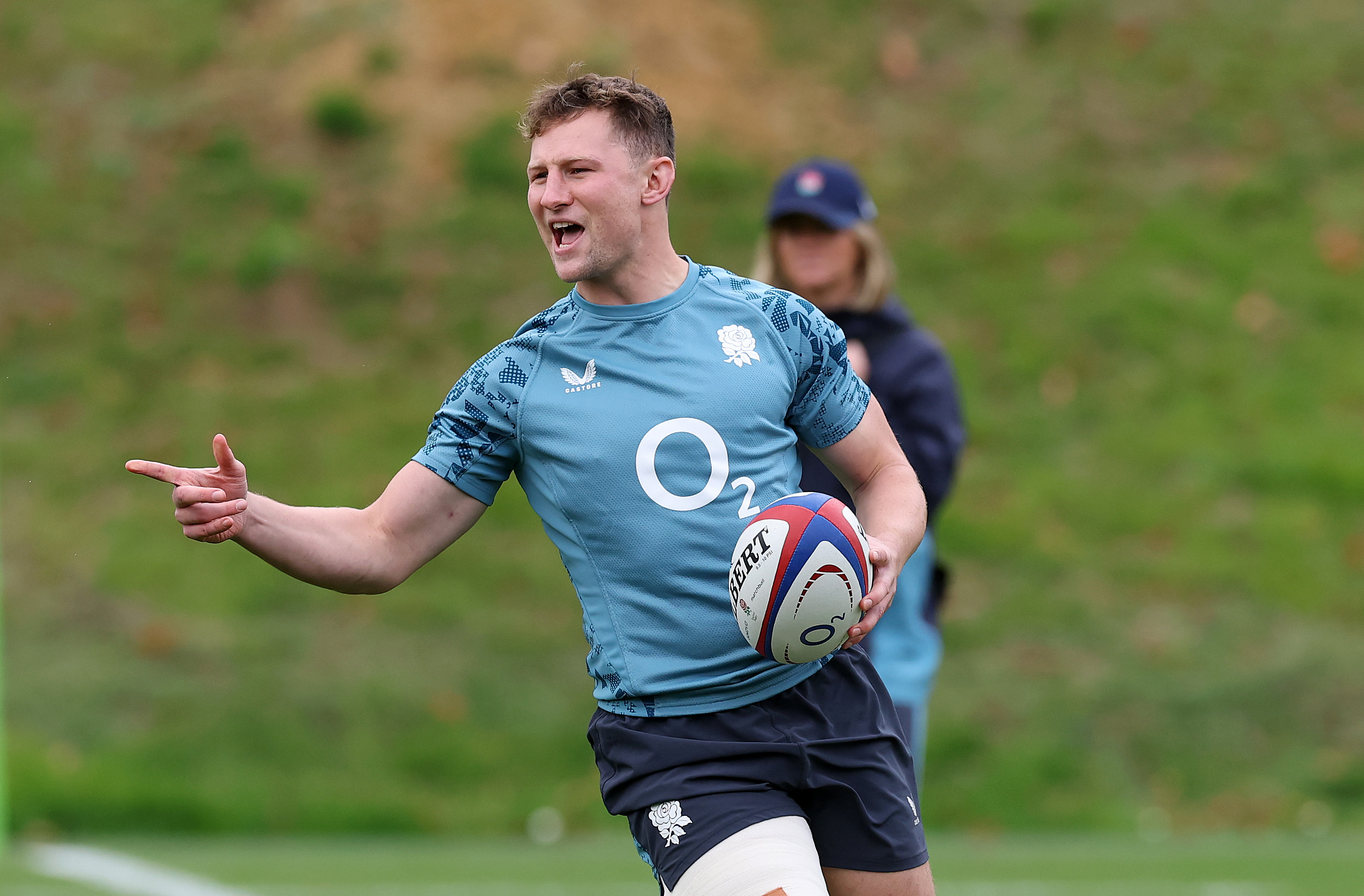 Fraser Dingwall runs with the ball during England training.