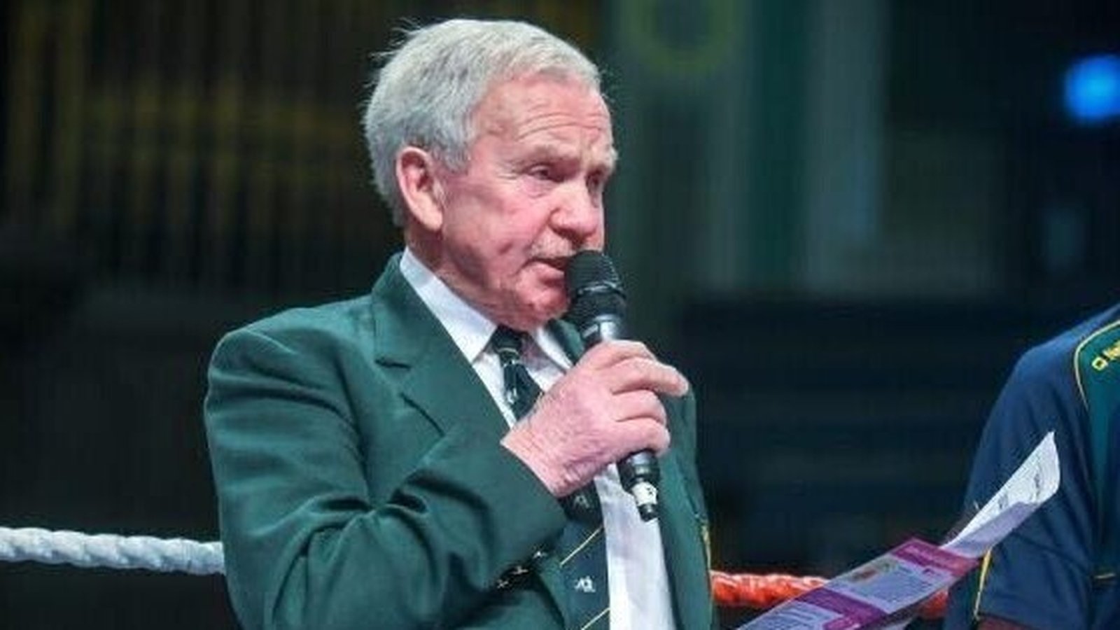 Tributes paid to 'voice of Irish boxing' O'Donnell