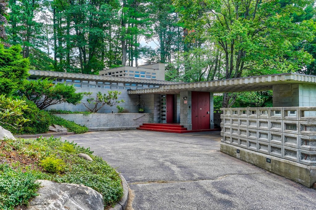 Frank Lloyd Wright Home Added to National Register of Historic Places