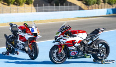 Stefano Manzi's Yamaha R9 and Andrea Locatelli's Yamaha R1 in Yamaha 70th anniversary colours, 2025 Spanish WorldSBK. Credit: Yamaha.