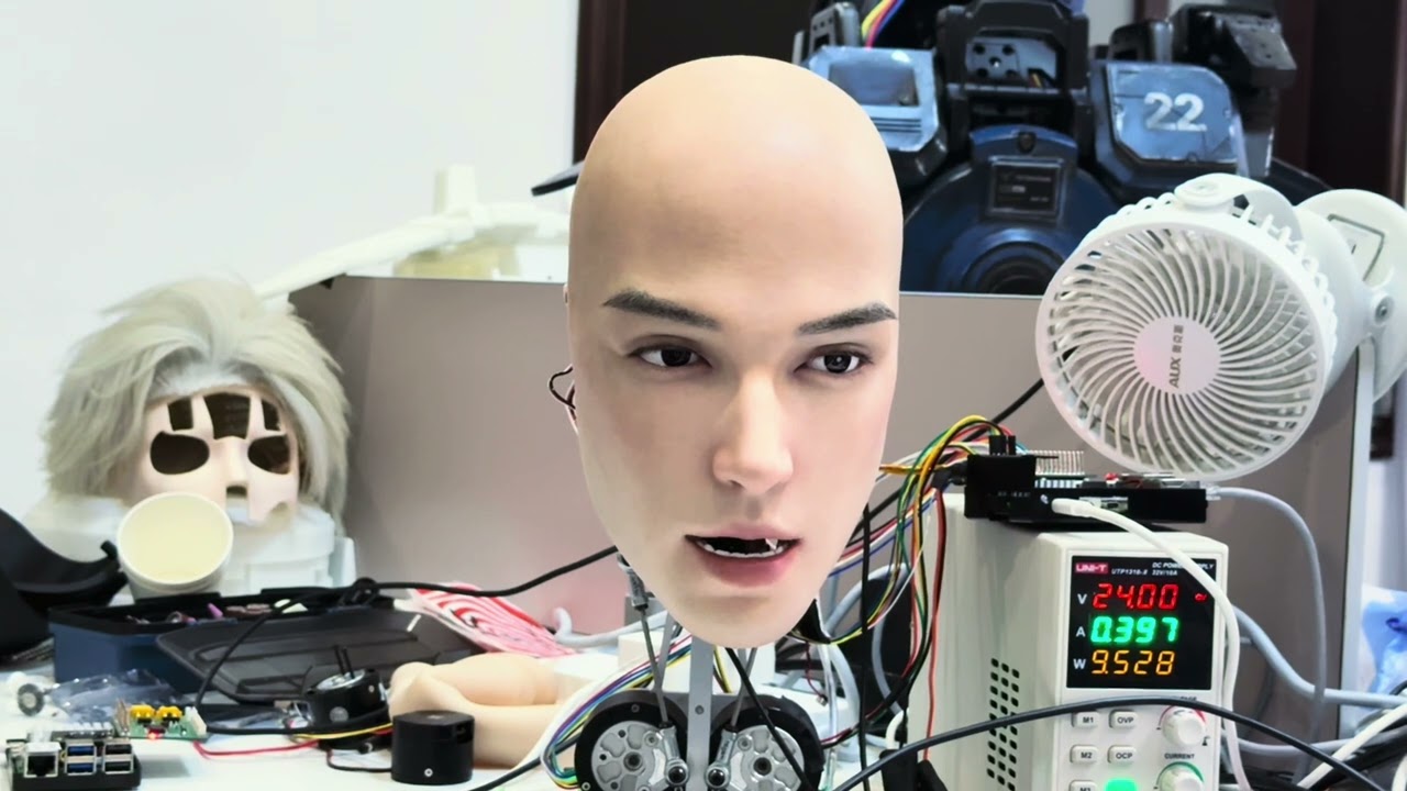 Face Robot: AheadForm Origin M1 (Only Head) - YouTube