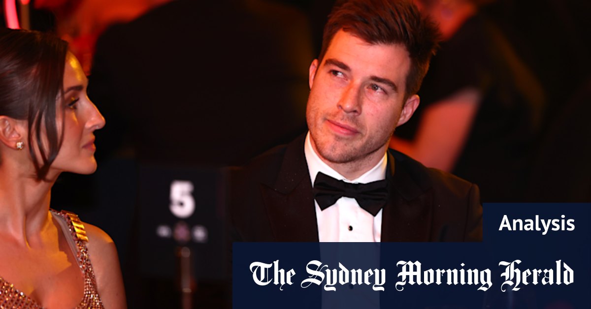 How Essendon Bombers captain Zach Merrett could be stranded at Tullamarine