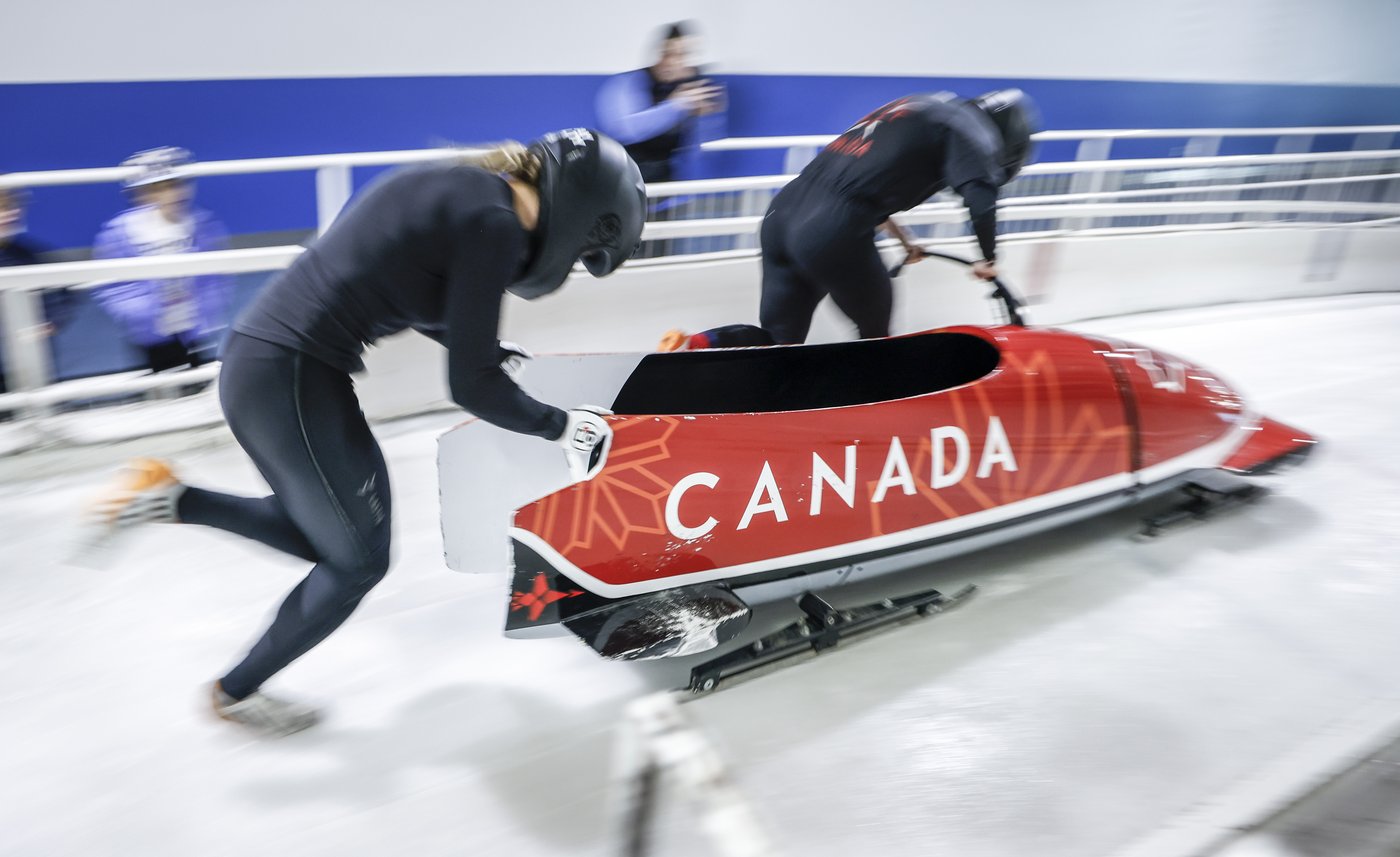 Olympic cycling champion Kelsey Mitchell auditions for Canadian bobsled team