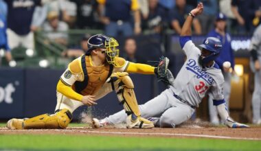 Dodgers' Hernandez on bizarre double play: 'Made a mistake'