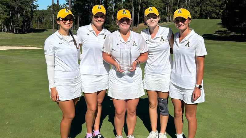 Duval Earns Co-Title as Women's Golf Ties for Third