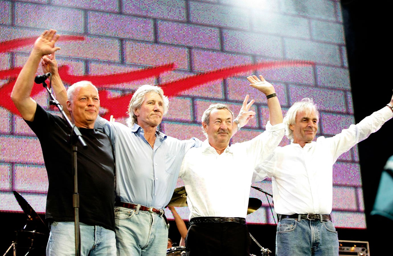 Pink Floyd’s Masterpiece Barely Misses Reaching No. 1