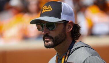Sources: Tennessee's Vitello finalizing deal to be Giants manager