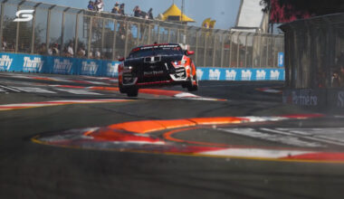 Best seat in the house: Supercars fly through Gold Coast chicanes - Supercars
