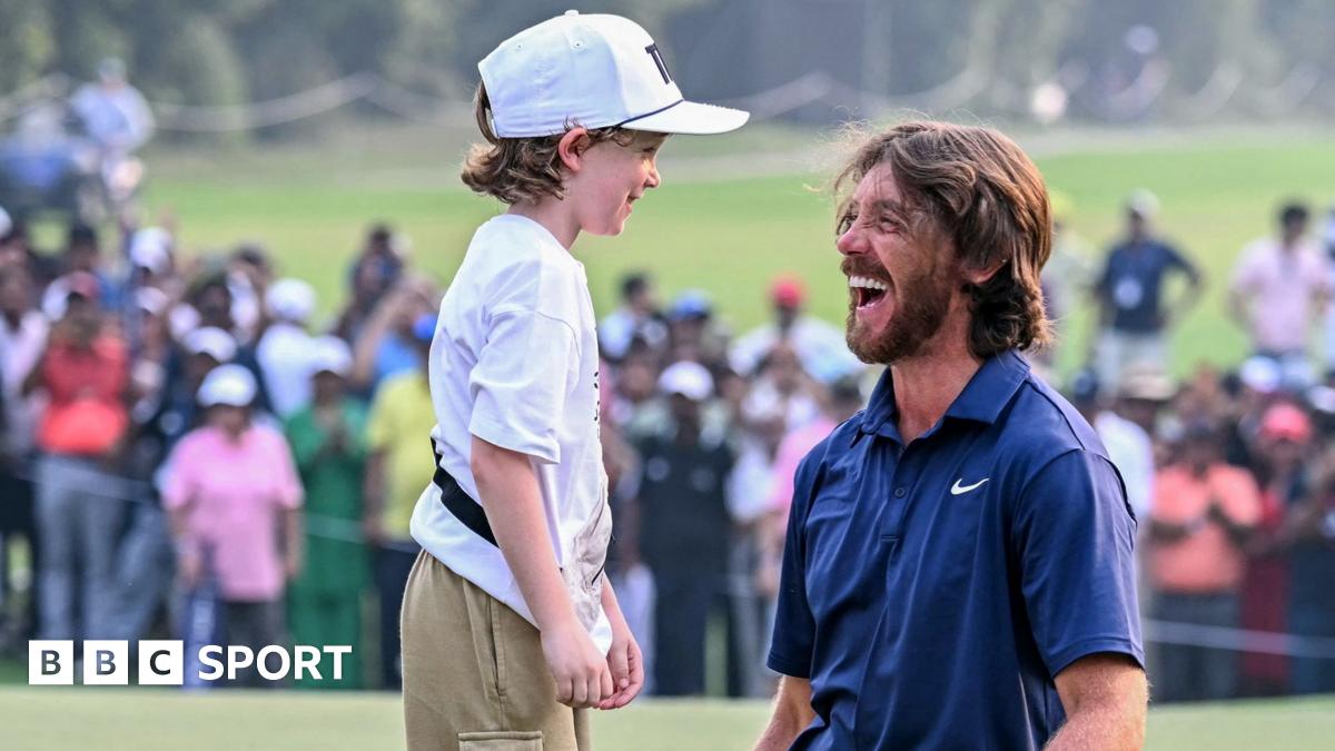 Ange Postecoglou holds his head