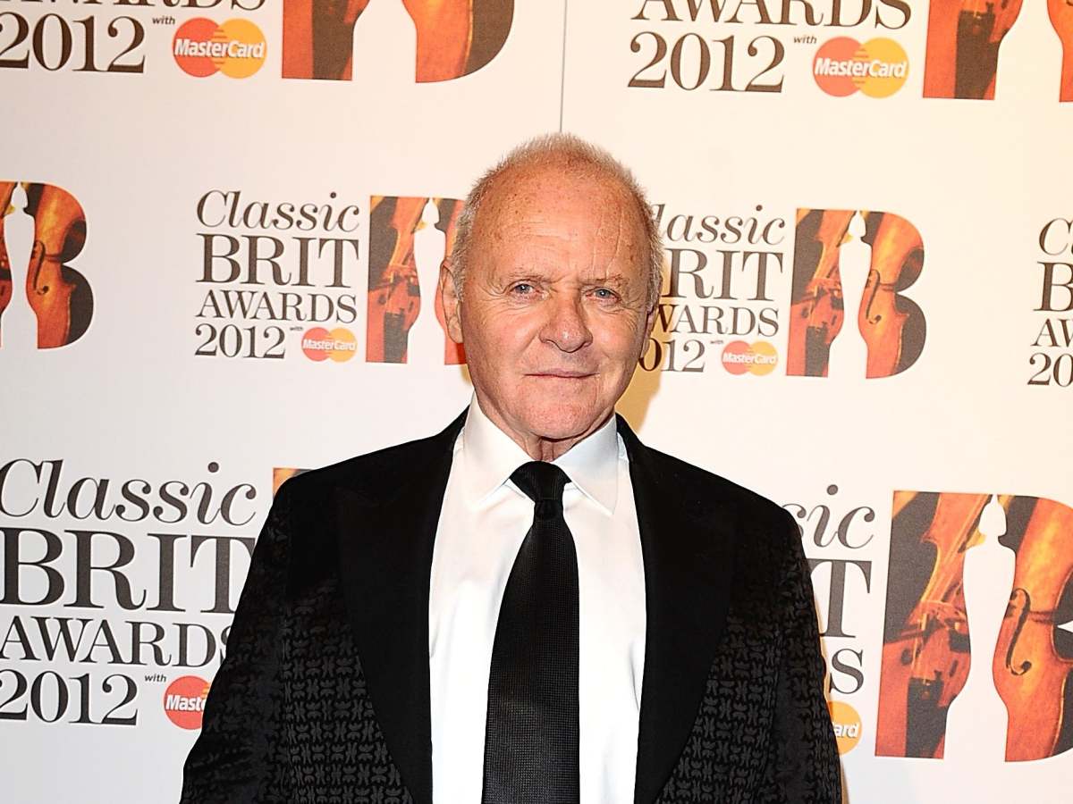 Anthony Hopkins channels Hannibal Lecter while wearing Skims face wrap