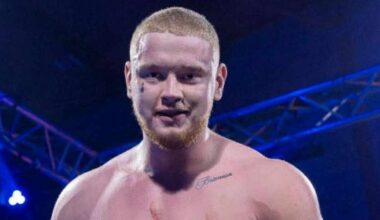 Connor O'Rourke wins world heavyweight hybrid boxing belt