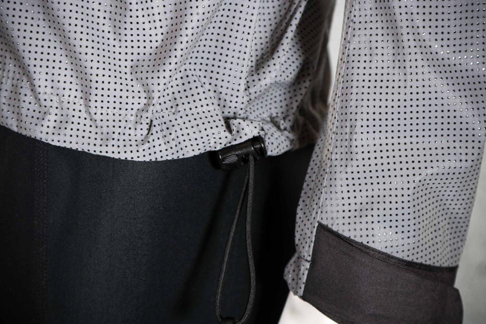 2025 Proviz Apex Men’s 100% Reflective Cycling Jacket - drawstring.jpg