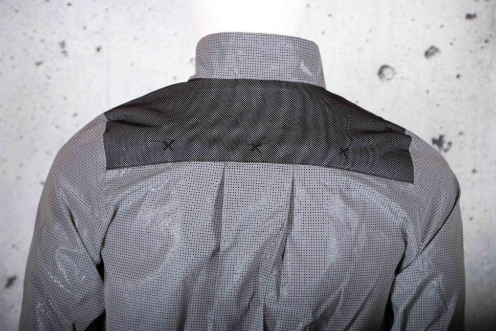 2025 Proviz Apex Men’s 100% Reflective Cycling Jacket - shoulders.jpg