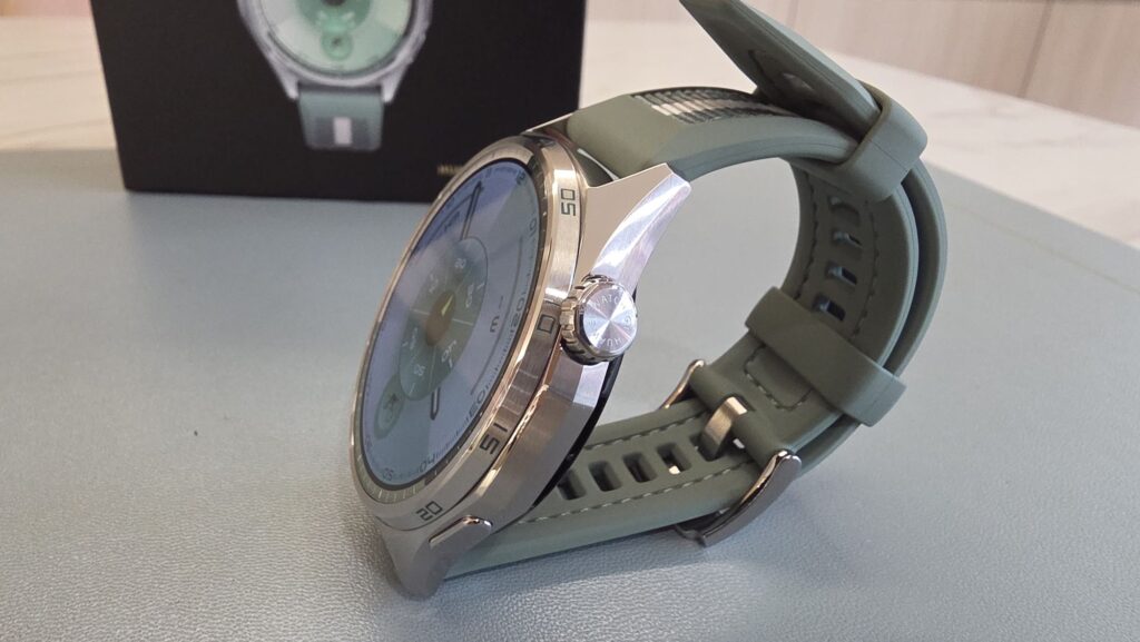 Huawei Watch GT 6 Review (46mm) - Gorgeous, Green Fitness Tracker Supreme 5 Huawei Watch GT 6 Review (46mm) cover 2