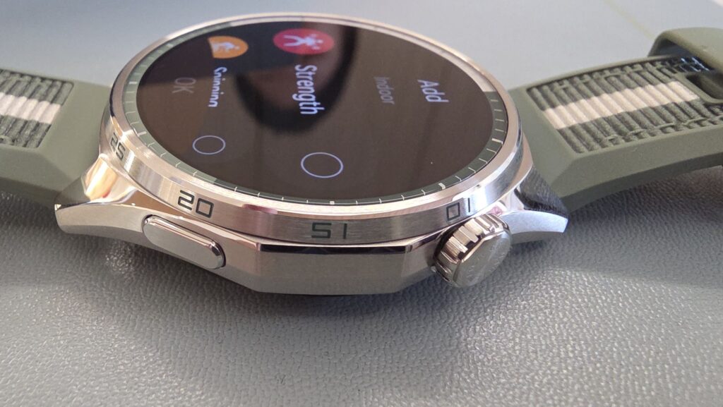 Huawei Watch GT 6 Review (46mm) - Gorgeous, Green Fitness Tracker Supreme 10 Huawei Watch GT 6 Review (46mm) side