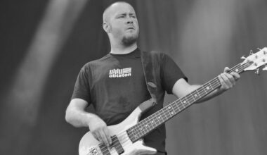 Sam Rivers Dies at 48 – Limp Bizkit Bassist and Co-Founder