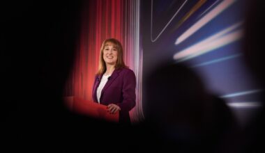 Public sector pensions rise causing £2.2bn headache for Reeves