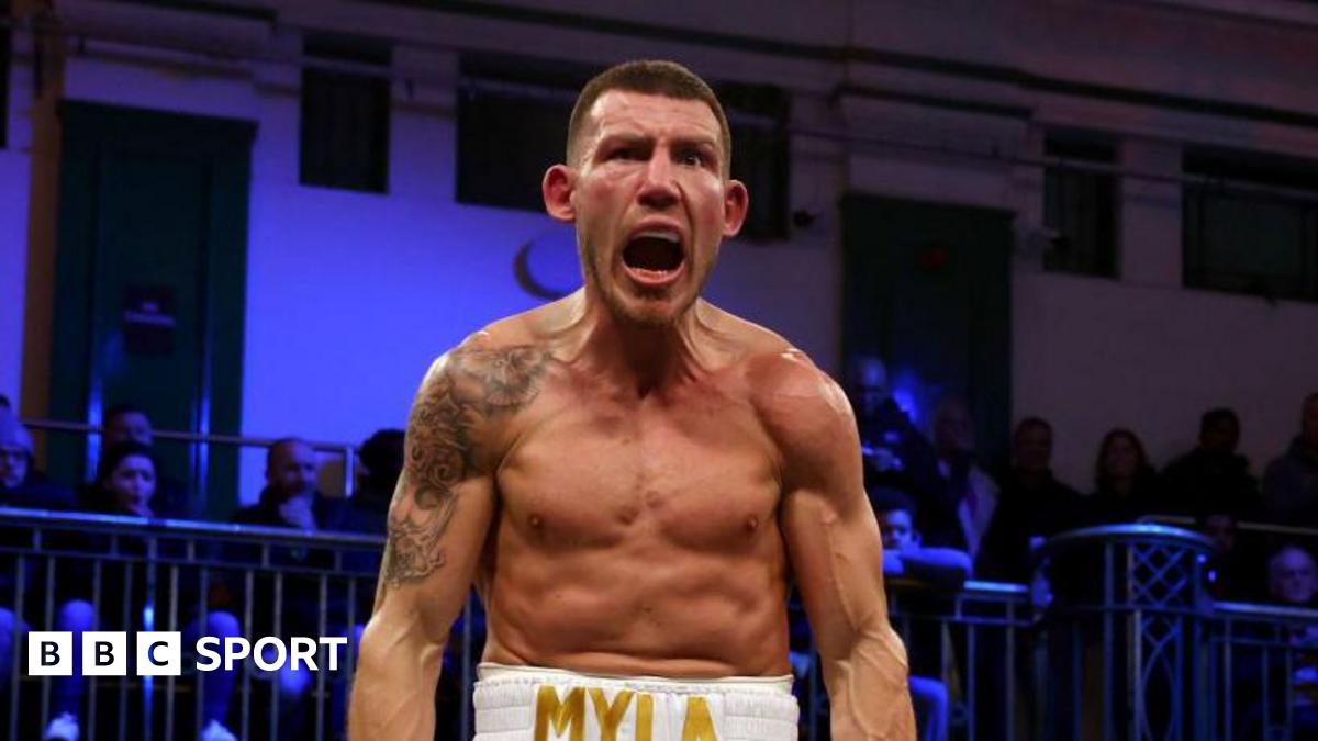Liam Williams shouts in the ring