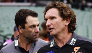 Essendon board member Dean Solomon steps down to become assistant coach under Brad Scott, latest news