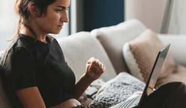 4 Ways A Fitness Expert Reverses The Harm From Sitting All Day