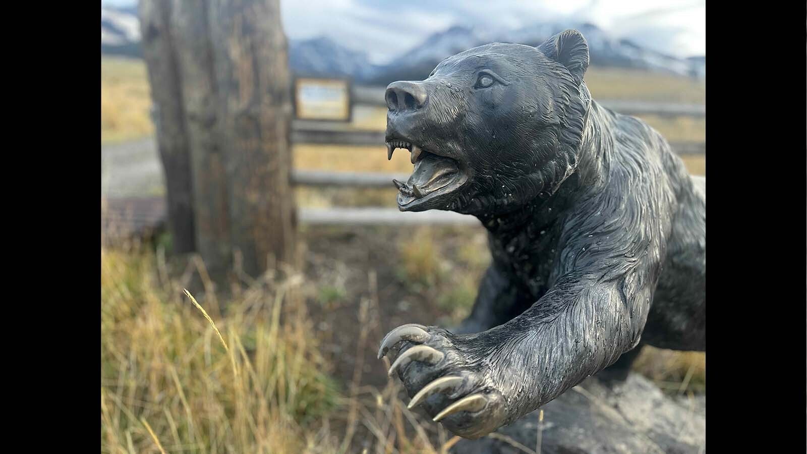 Entrance to the Grizzly Creek Ranch in the Tom Miner Basin.