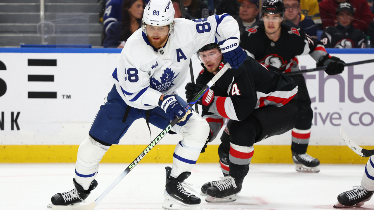 Maple Leafs' Nylander exits late vs. Sabres, status for Saturday unclear