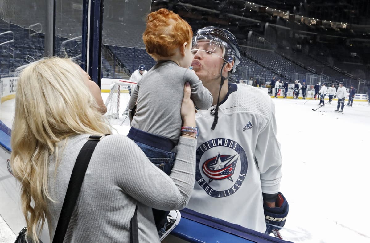 Cam Atkinson signs one-day contract with Blue Jackets, officially retires