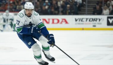 Canucks' Chytil, Lekkerimaki exit early vs. Capitals