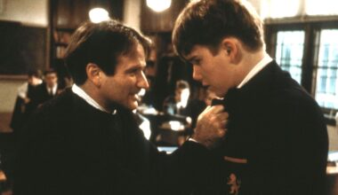 Robin Williams taught 'Dead Poets Society' costar Ethan Hawke important lesson