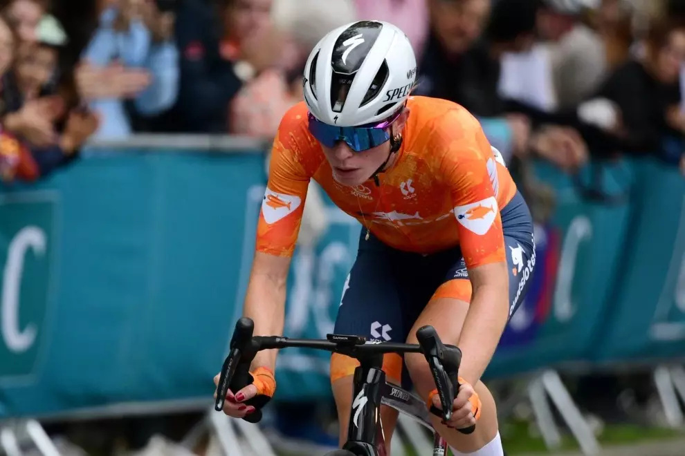 Pogačar and Vollering Ride Solo to European Championship Triumphs