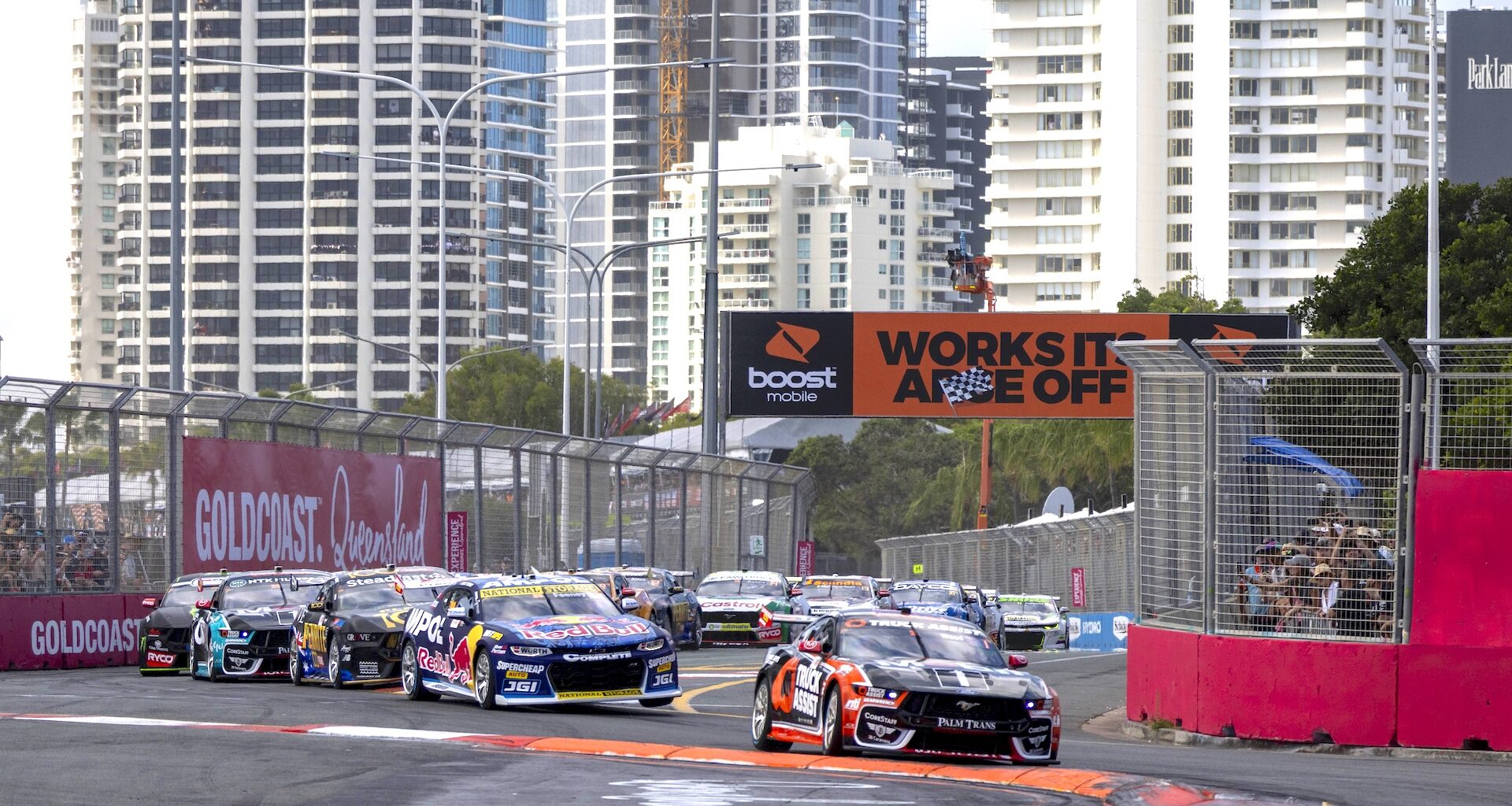 More than 197,000 fans turn out for 2025 Boost Mobile Gold Coast 500 - Supercars