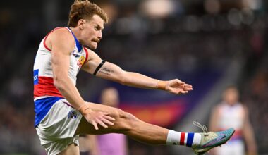 Western Bulldogs extend fringe duo - AFL News