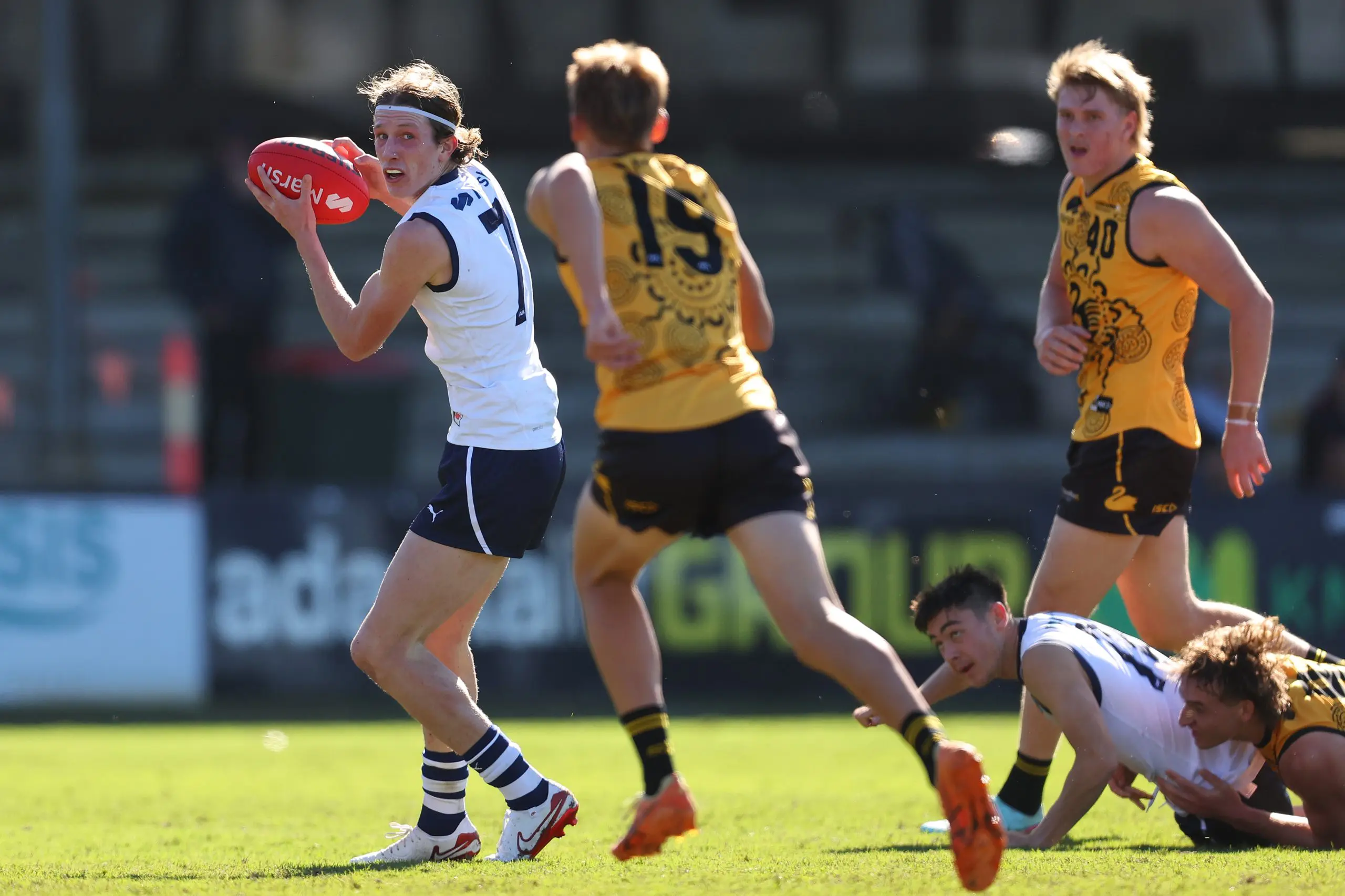 PERTH, AUSTRALIA - JUNE 07: Willem Duursma of Victoria Country in action during the Marsh AFL National Championships U18 Boys match between Western Australia and Victoria Country at Mineral Resources Park, on June 07, 2025, in Perth, Australia. (Photo by Paul Kane/AFL Photos/via Getty Images)
