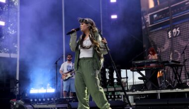 Lola Young Announces Career Hiatus Post-Stage Collapse: "It Hurts Me"