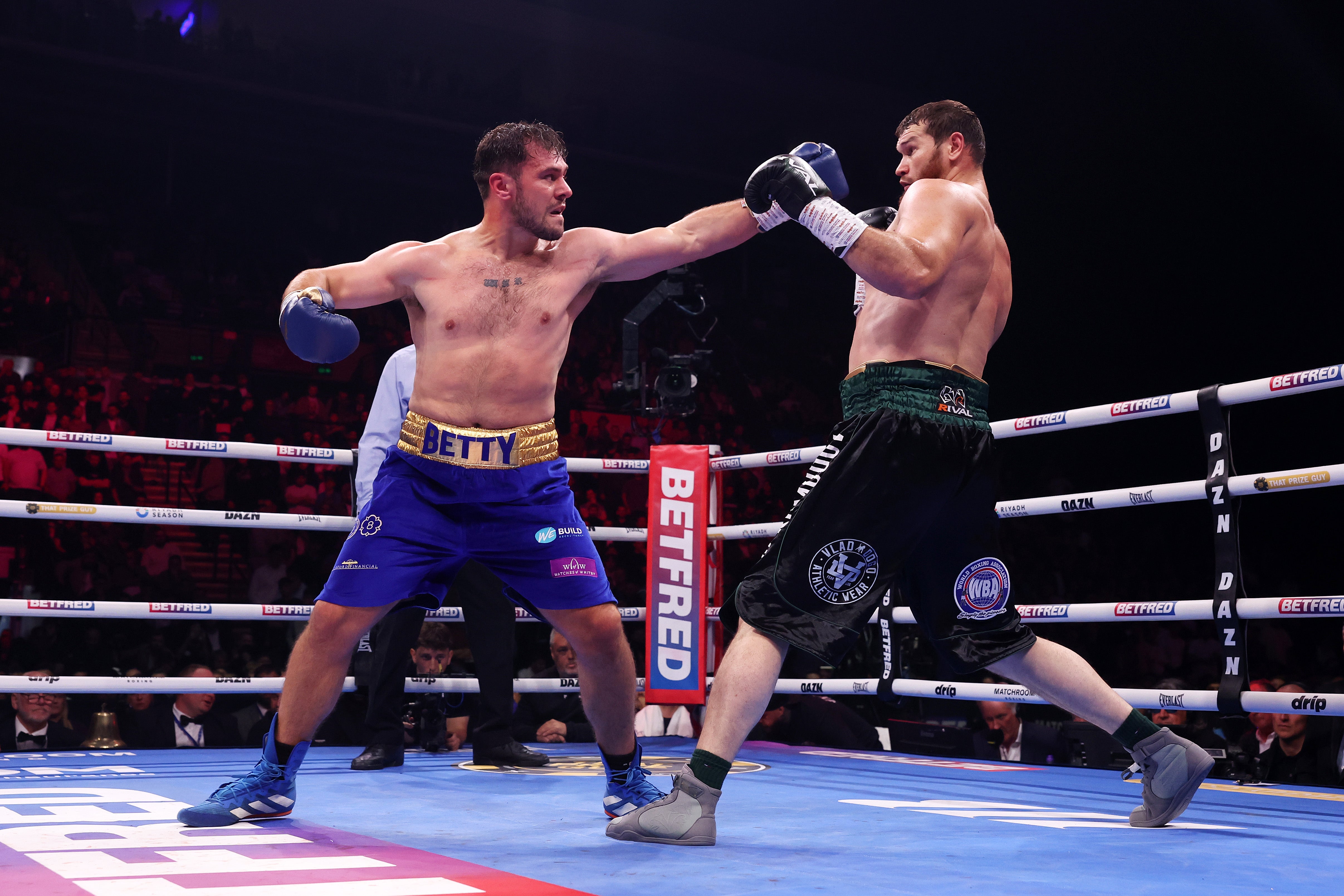 Allen was never quite able to deal enough damage to the Russian