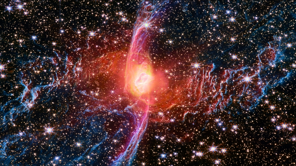 Red Spider Nebula Holds a Secret in Its Glowing Heart, JWST Reveals : ScienceAlert