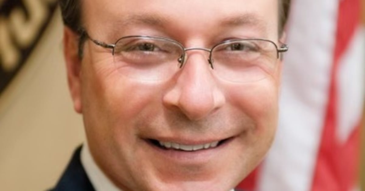 The lure of Florida golf, bocce ball couldn’t lure Miller from serving Fairfield residents