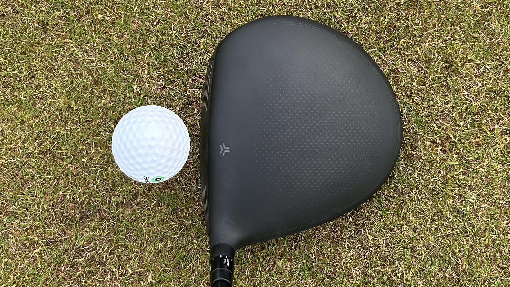 Photo of the Srixon ZXi Max Driver at address