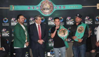 Ricardo Sandoval Crowned WBC World Champion by President Mauricio Sulaimán