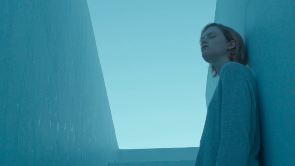 'Satisfaction' Digs Up Buried Trauma of Couple on Greek Island Holiday